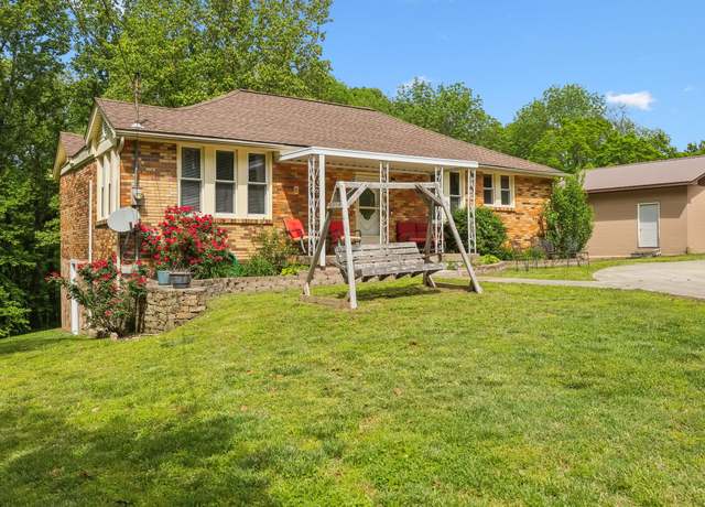 Property at 8901 Griffith Rd, Nashville, TN 37221, 3 beds, 2 baths
