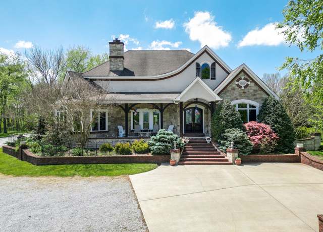 Property at 122 Creekside Ln, Woodbury, TN 37190, 4 beds, 2.5 baths
