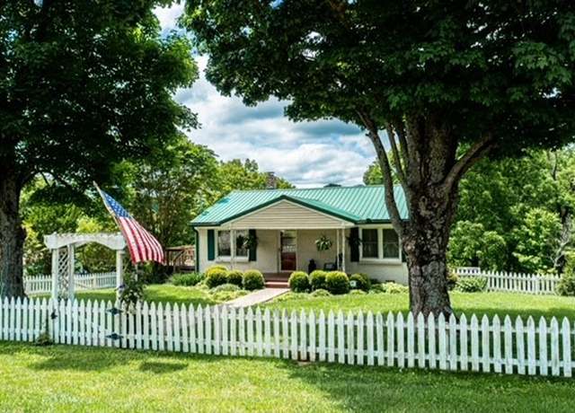 Property at 4511 Gosey Hill Rd, Franklin, TN 37064, 2 beds, 2 baths