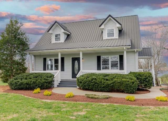 Property at 257 Greenfield Ln, Castalian Springs, TN 37031, 3 beds, 3 baths