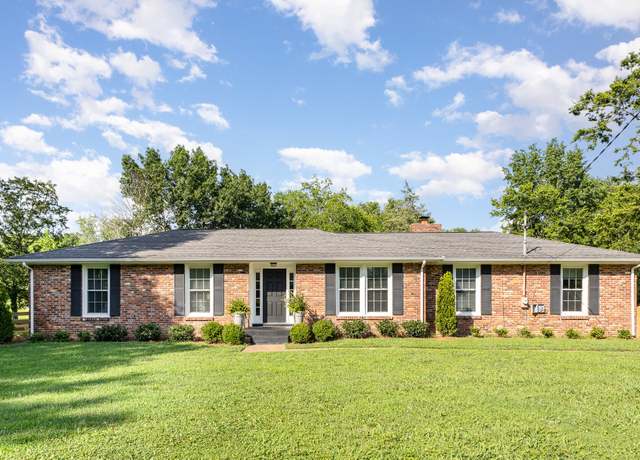 Property at 1028 Ridgecrest Dr, Franklin, TN 37069, 3 beds, 2 baths