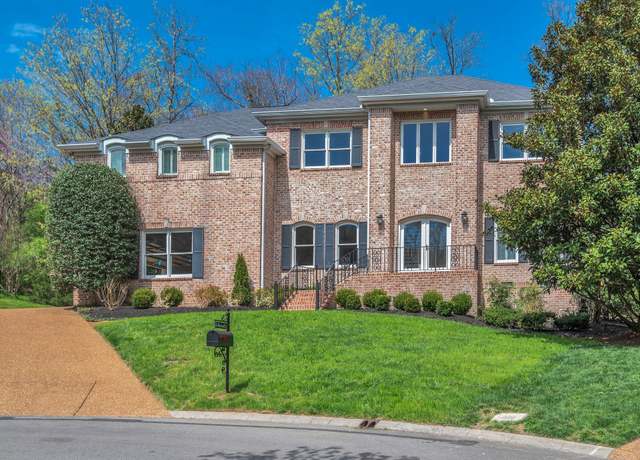 Property at 128 Abbeywood Dr, Nashville, TN 37215, 3 beds, 4 baths