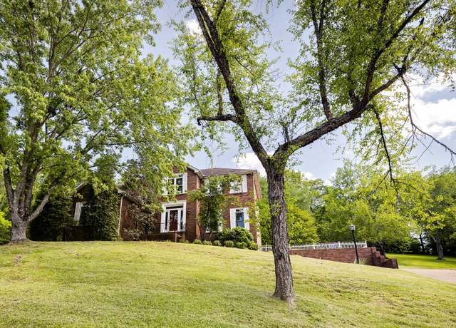 Property at 5720 Templegate Dr, Nashville, TN 37221, 4 beds, 3.5 baths