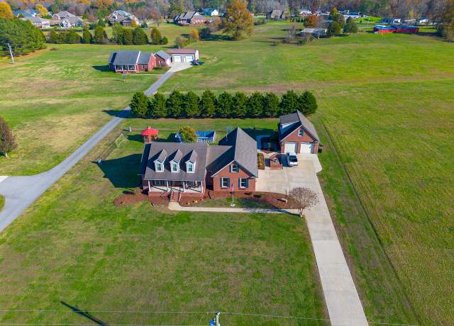 Property at 9 Harris Rd, Fayetteville, TN 37334, 3 beds, 2 baths