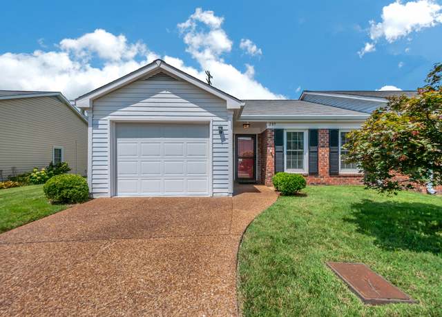Property at 289 Cana Cir, Nashville, TN 37205, 2 beds, 2 baths
