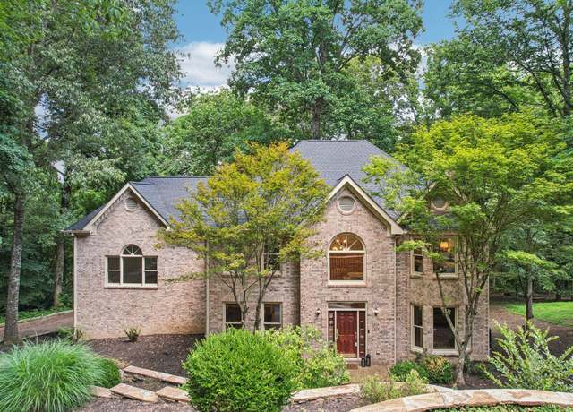 Property at 7010 Willowick Dr, Brentwood, TN 37027, 4 beds, 3.5 baths
