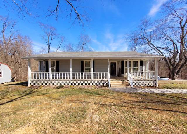Property at 4007 Edgar Dillard Rd, Greenbrier, TN 37073, 3 beds, 1 bath