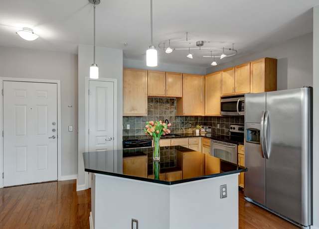 Property at 3000 Vanderbilt Pl #243, Nashville, TN 37212, 2 beds, 2 baths