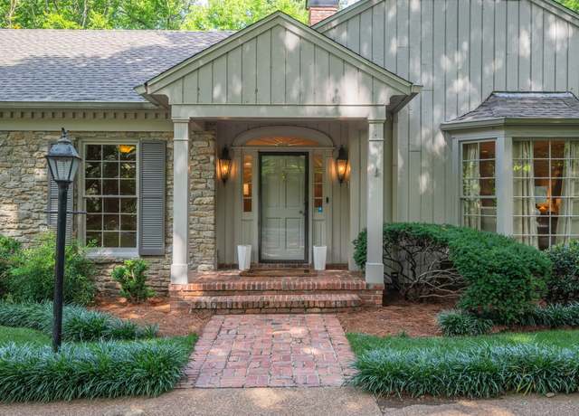Property at 1252 Saxon Dr, Nashville, TN 37215, 4 beds, 3.5 baths