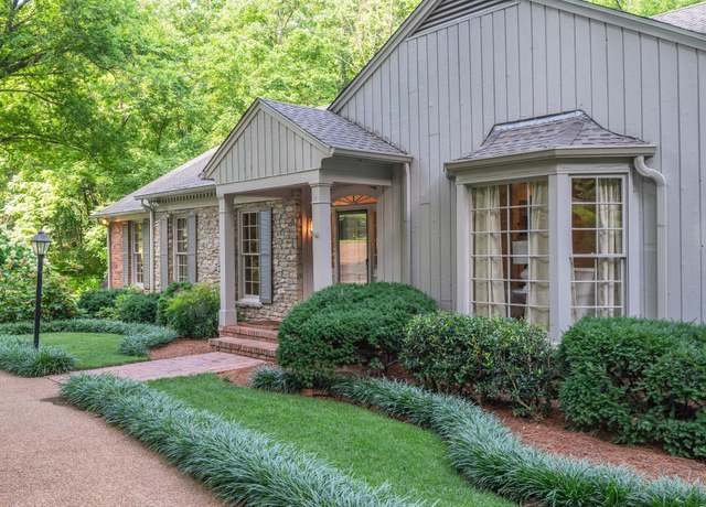 Property at 1252 Saxon Dr, Nashville, TN 37215, 4 beds, 3.5 baths