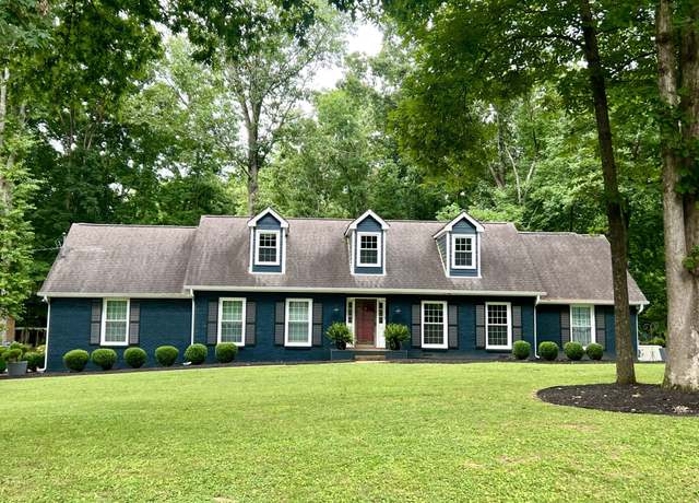 Property at 187 Hidden Lake Rd, Hendersonville, TN 37075, 4 beds, 2.5 baths