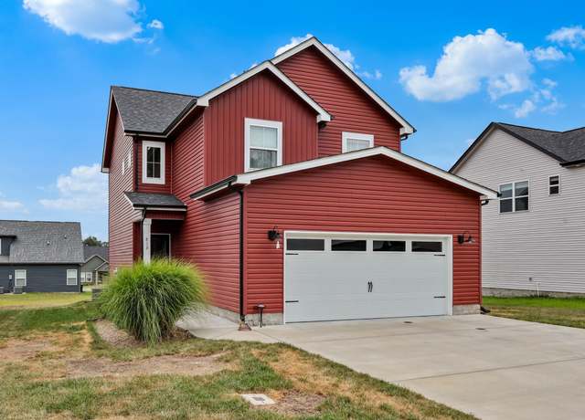 Property at 813 Marksman Ct, Clarksville, TN 37042, 3 beds, 2.5 baths