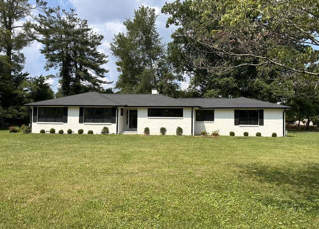 Property at 202 Westwood 5th Ave, Mcminnville, TN 37110, 3 beds, 2 baths