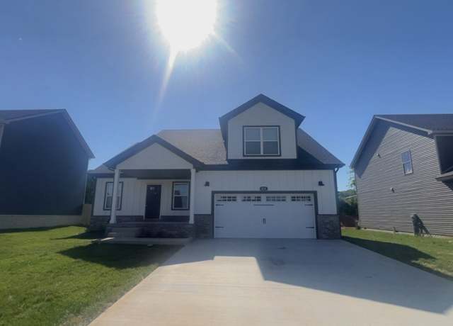 Property at 824 Macon Ln, Clarksville, TN 37042, 3 beds, 2.5 baths
