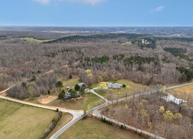 Property at 0 Barnesville Rd, Summertown, TN 38483, 8 beds, 6 baths