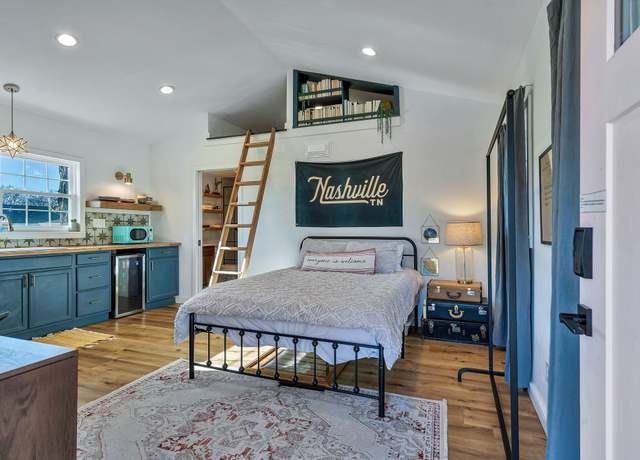 Property at 474 Sunliner Dr, Nashville, TN 37209, 4 beds, 3 baths