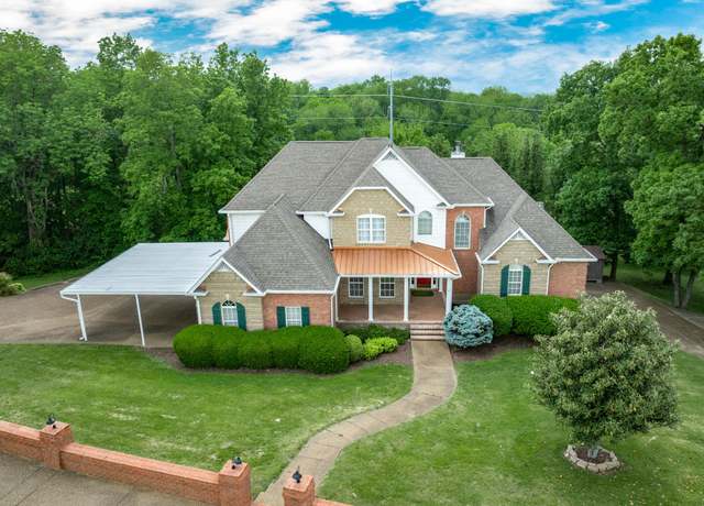 Property at 233 Timberlane Rd, Gallatin, TN 37066, 5 beds, 5.5 baths
