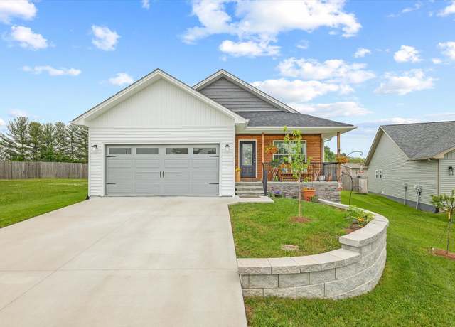 Property at 60 Sky View Meadow Dr, Crossville, TN 38555, 3 beds, 2 baths