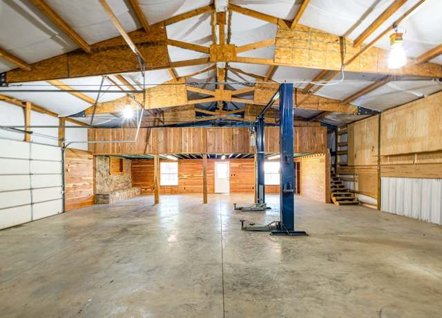Property at 868 J D Todd Rd, Murfreesboro, TN 37129, 3 beds, 2 baths