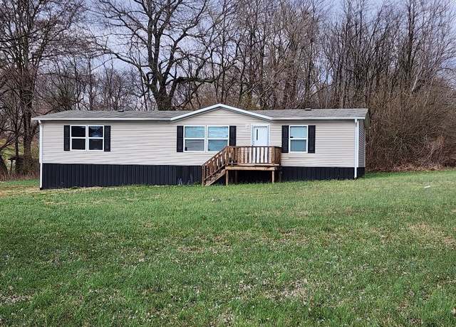 Property at 10766 Old Highway 52, Westmoreland, TN 37186, 3 beds, 2 baths