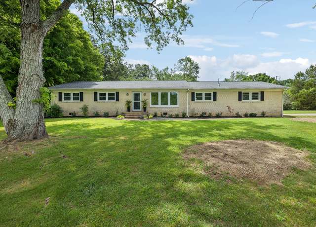 Property at 120 Woods Dr, Waverly, TN 37185, 4 beds, 2 baths