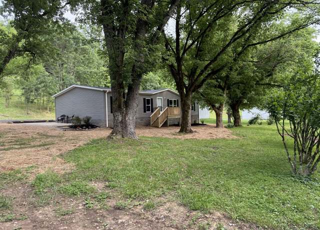 Property at 2810 Lick Creek Rd, Hartsville, TN 37074, 3 beds, 2 baths
