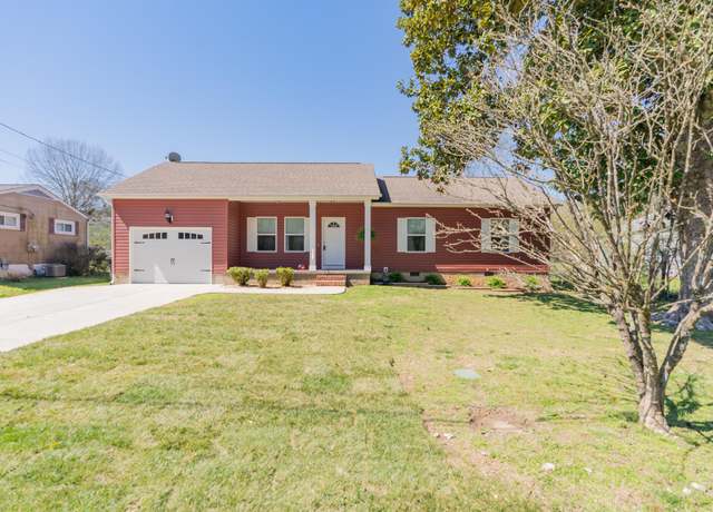 Property at 66 Greens Lake Cir, Rossville, GA 30741, 3 beds, 2 baths