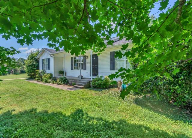 Property at 1845 Cromwell Dr, Murfreesboro, TN 37128, 3 beds, 2 baths
