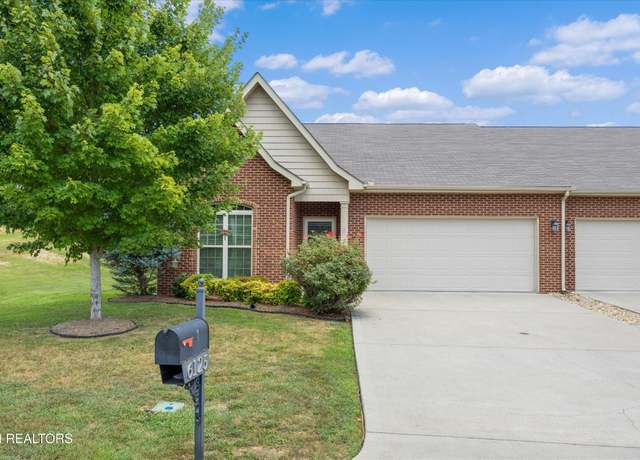 Property at 6125 Mcmillan Creek Dr, Knoxville, TN 37924, 3 beds, 2 baths
