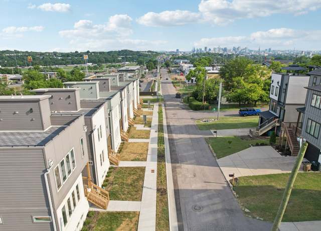 Property at 1611 Hampton St, Nashville, TN 37207, 3 beds, 2.5 baths
