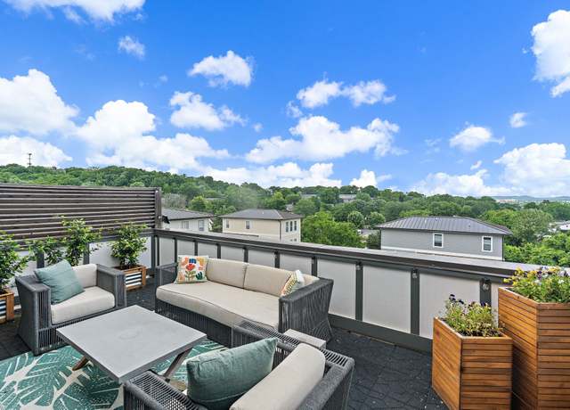 Property at 119 Demoss Rd, Nashville, TN 37209, 3 beds, 3.5 baths