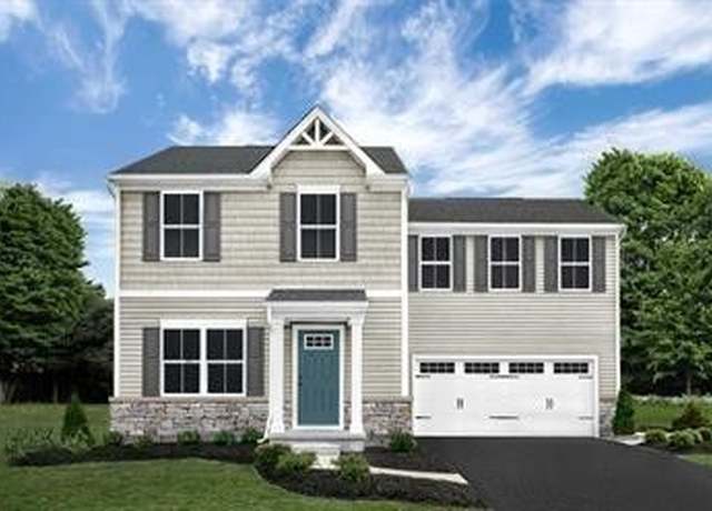 Property at 204 Shutout Dr, Clarksville, TN 37042, 4 beds, 2.5 baths