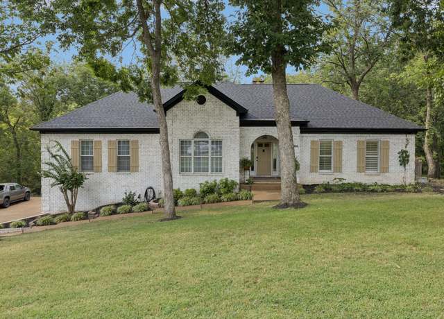 Property at 908 E Cynthia Trl, Goodlettsville, TN 37072, 5 beds, 3 baths