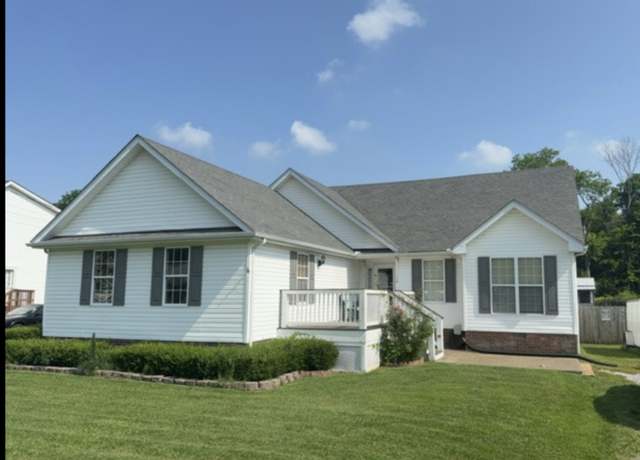 Property at 114 Poplar St, Portland, TN 37148, 3 beds, 2 baths