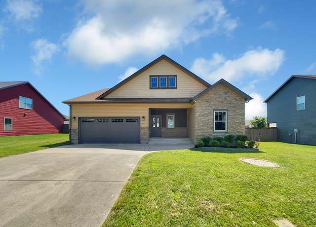 Property at 1023 Michaela Cir, Clarksville, TN 37043, 4 beds, 3 baths