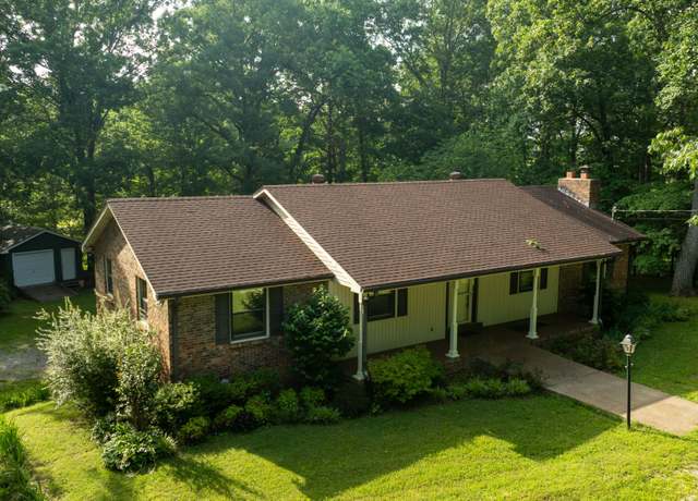 Property at 1085 Claylick Rd, White Bluff, TN 37187, 3 beds, 3 baths