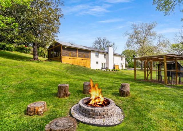 Property at 4817 Lynn Dr, Nashville, TN 37211, 4 beds, 3 baths