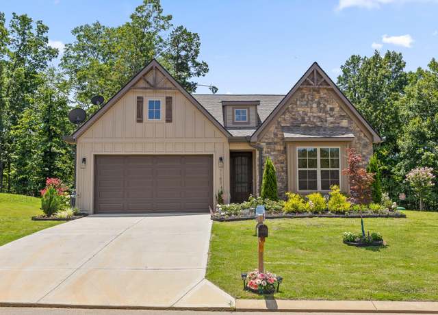 Property at 7183 Mercedes Ln, Ooltewah, TN 37363, 4 beds, 3 baths