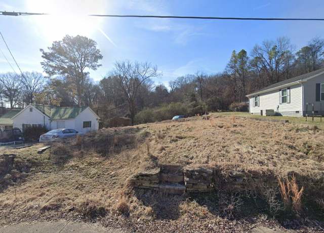Property at 138 Greentop St, Hartsville, TN 37074