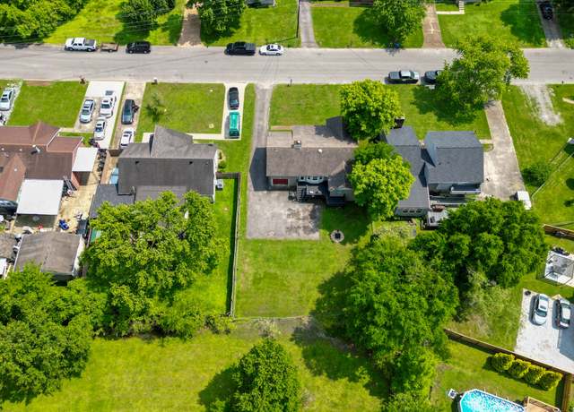 Property at 2529 Mcginnis Dr, Nashville, TN 37216, 3 beds, 2 baths