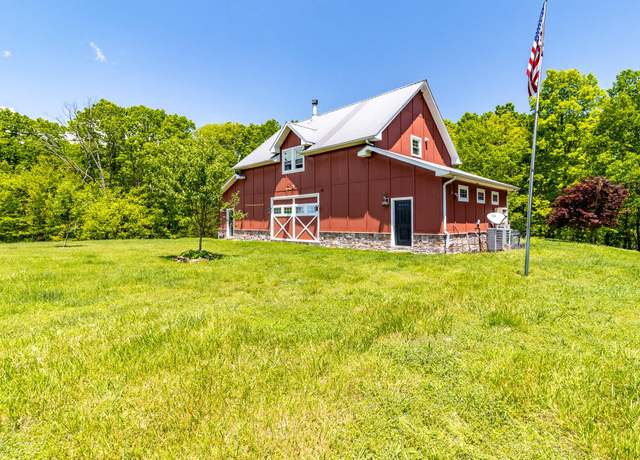 Property at 171 Fieldstone Ln, Pikeville, TN 37367, 2 beds, 1.5 baths