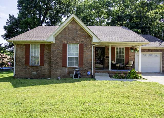 Property at 805 Carlisle Ct N, Nashville, TN 37214, 3 beds, 2 baths