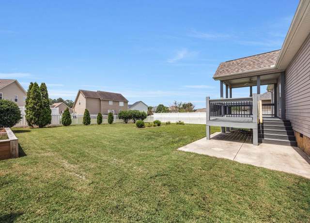 Property at 8450 Gracie Mac Ln, Ooltewah, TN 37363, 3 beds, 2 baths
