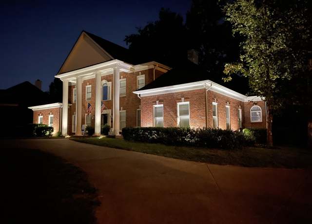 Property at 9272 Hunterboro Dr, Brentwood, TN 37027, 7 beds, 5 baths