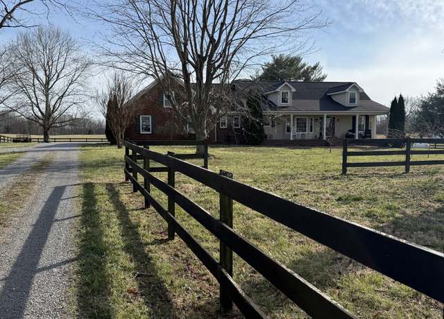 Property at 200 Marlin Rd, White House, TN 37188, 3 beds, 2 baths