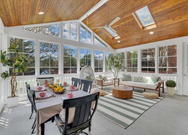 Property at 378 Logans Cir, Franklin, TN 37067, 5 beds, 3.5 baths