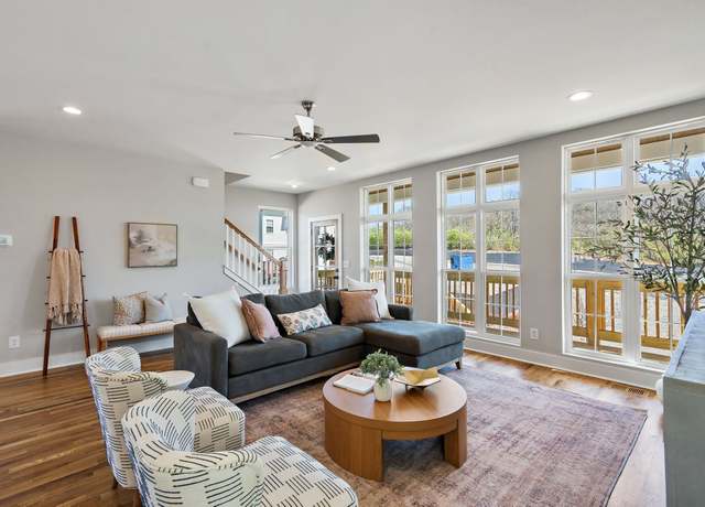 Property at 807 Arbor Trace Cir, Nashville, TN 37207, 4 beds, 3.5 baths