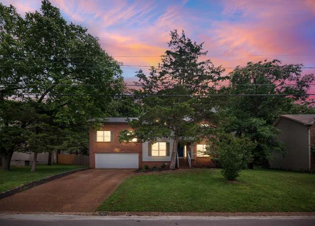 Property at 127 W Harbor, Hendersonville, TN 37075, 3 beds, 2.5 baths