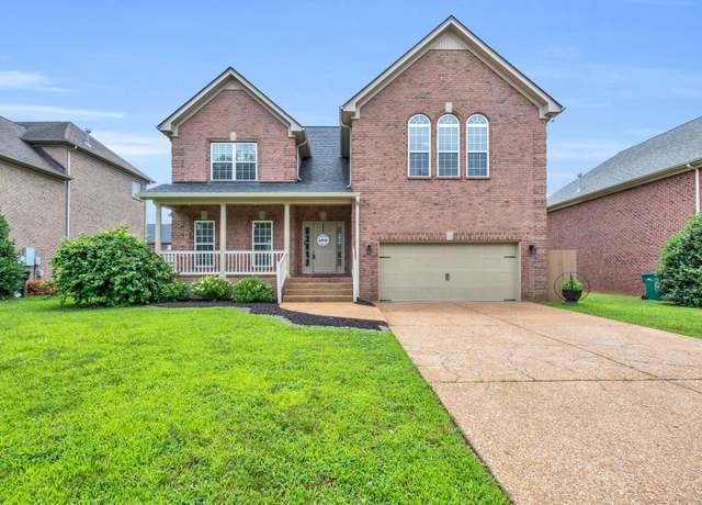 Property at 3016 Clyde Cir, Mount Juliet, TN 37122, 3 beds, 2.5 baths