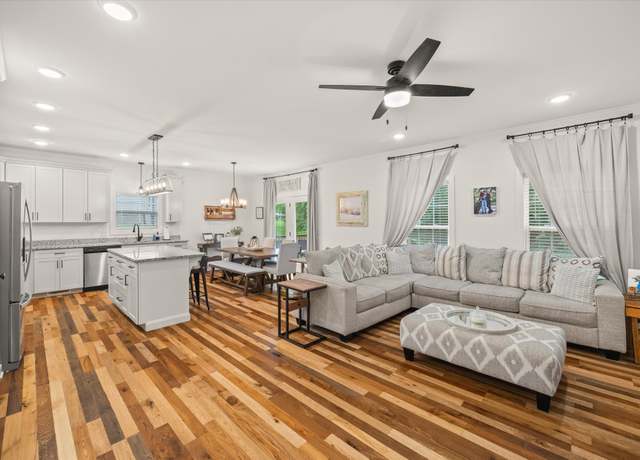 Property at 1952 Pembrooke Pine Ln, Cookeville, TN 38506, 3 beds, 2.5 baths
